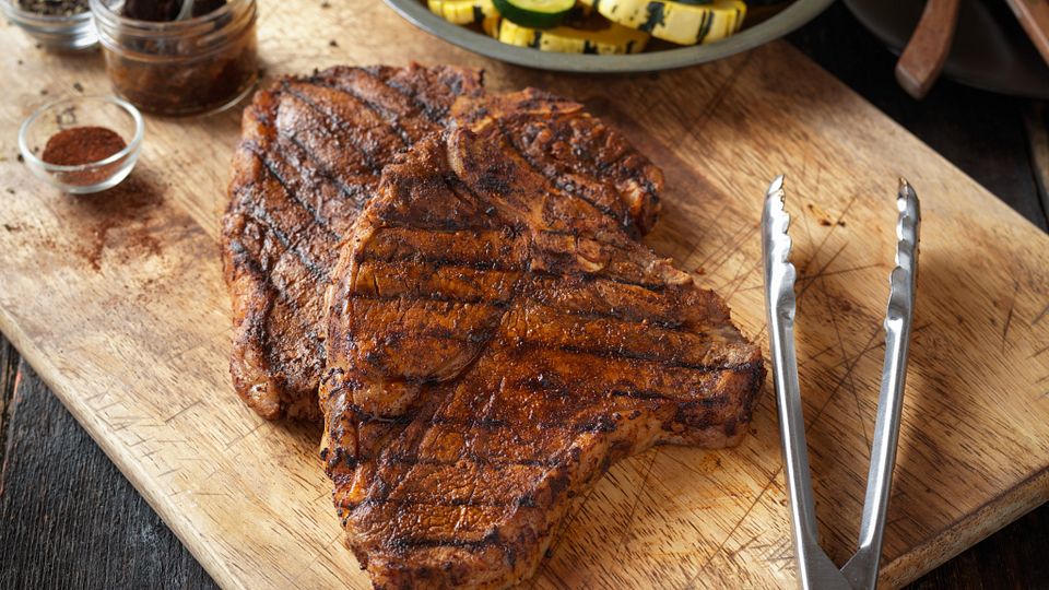 Grilled T-Bone Steaks with BBQ Rub