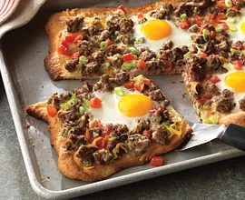 Beef Breakfast Pizza Olé