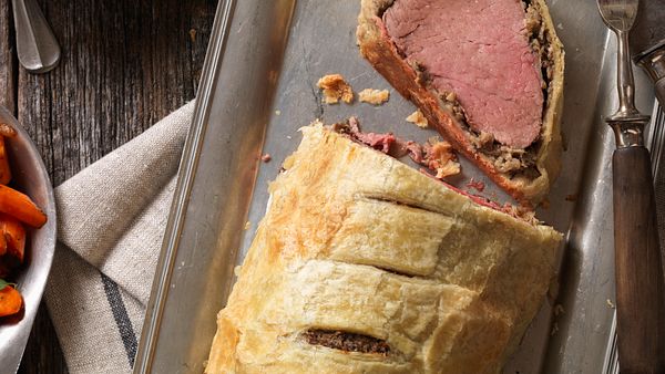 classic-beef-wellington-square