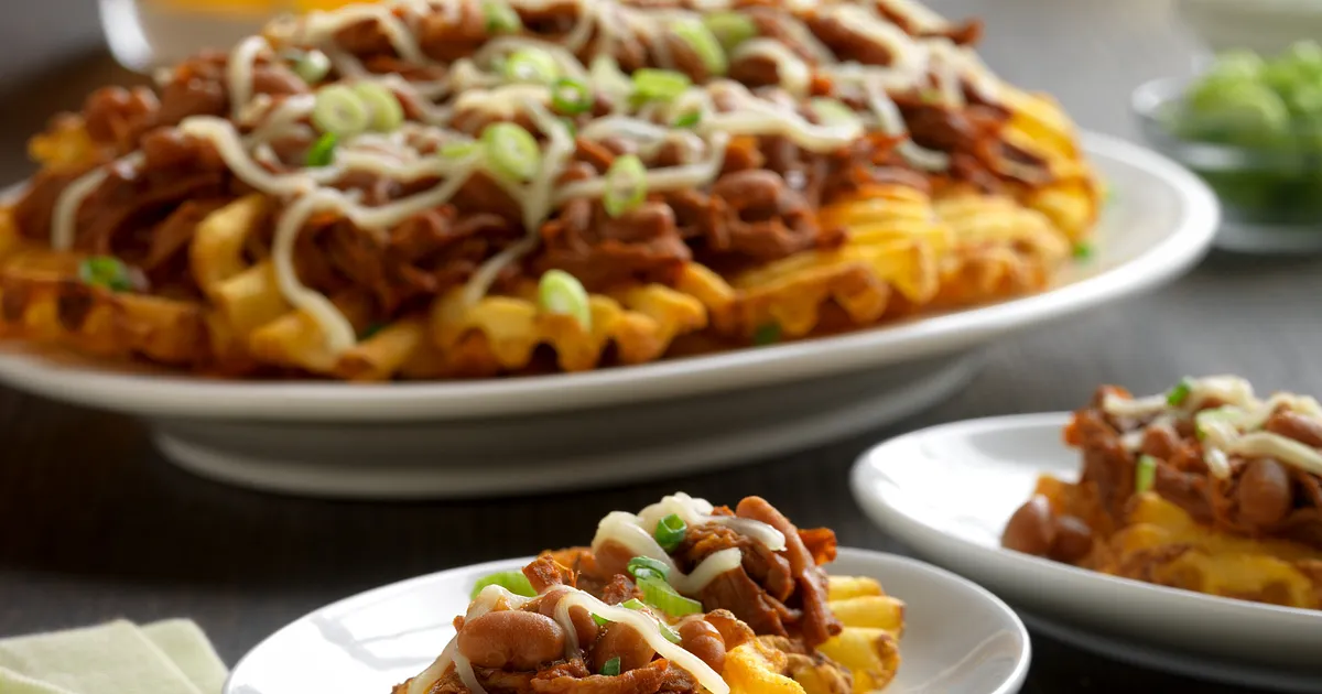 BBQ Beef Waffle Fry Nachos | Beef Loving Texans | Beef Loving Texans is your one-stop information ce