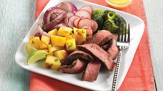 Beef Fajita Salad with Mango Serrano Vinaigrette