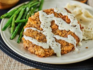 Classic Country-Fried Steaks & Gravy