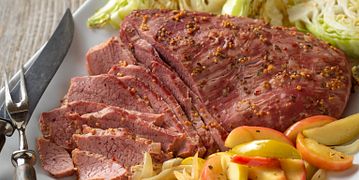 Corned Beef with Apple-Onion Saute