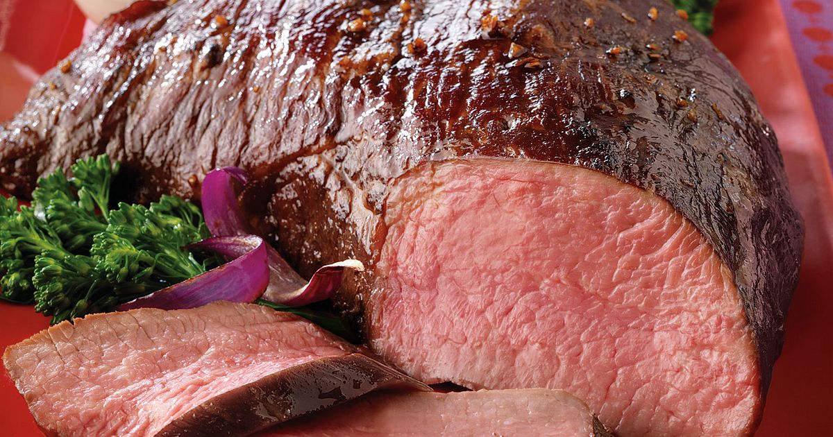 Hearty Glazed Tri-Tip Roast with Creamy Gorgonzola Sauce | Beef Loving Texans | Beef Loving Texans i