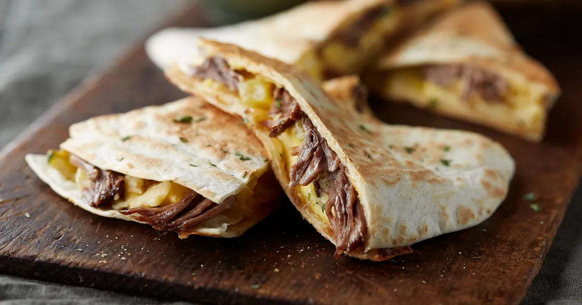 Shredded Beef & Egg Quesadillas | Beef Loving Texans | Beef Loving Texans is your one-stop informati