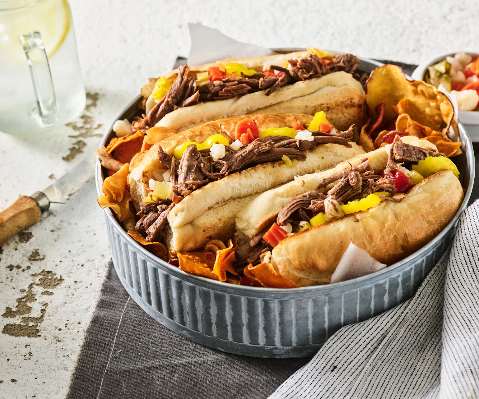 Slow Cooker Italian Beef Sandwich