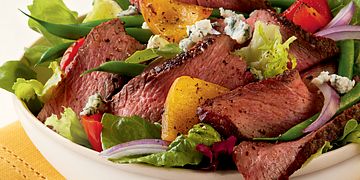 Champagne Steak Salad with Blue Cheese