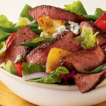 Champagne Steak Salad with Blue Cheese