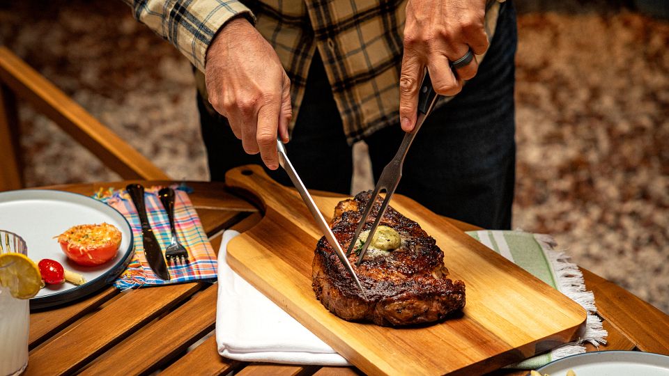 Slicing Hero Steak_BDIA