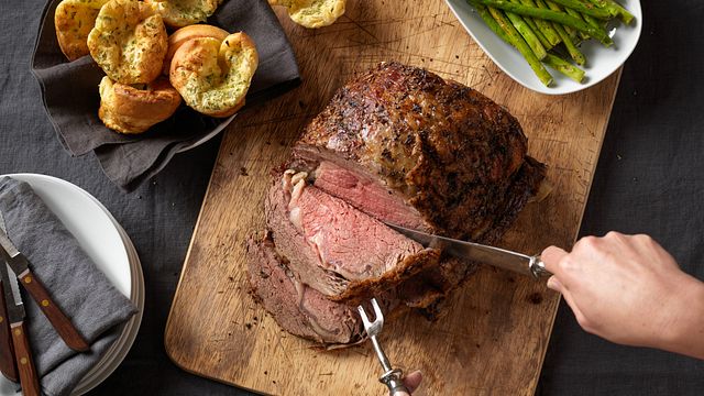 烤牛肋排佐約克郡布丁