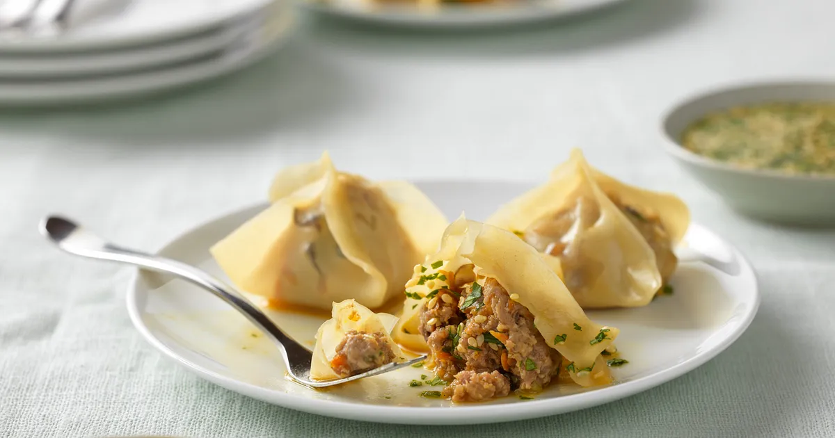 Beef and Shiitake Dumplings with Orange Ponzu Dipping Sauce | Beef Loving Texans | Beef Loving Texan