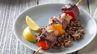 Beef, Pepper &amp; Mushroom Kabobs