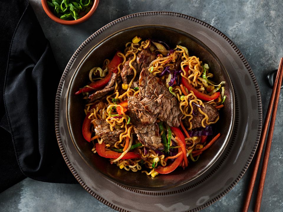 Yaki Soba Noodles with Beef