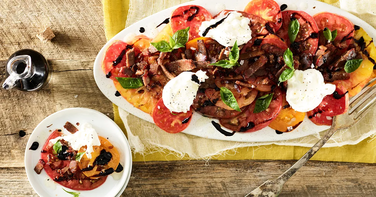 Crispy Beef Brisket and Heirloom Tomatoes with Burrata and Basil Oil | Beef Loving Texans | Beef Lov