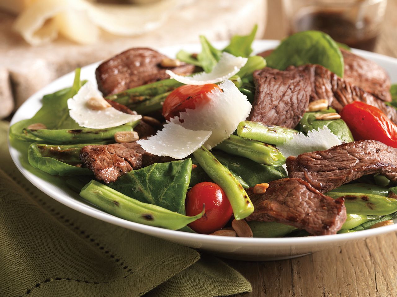 Steak, Green Bean and Tomato Salad