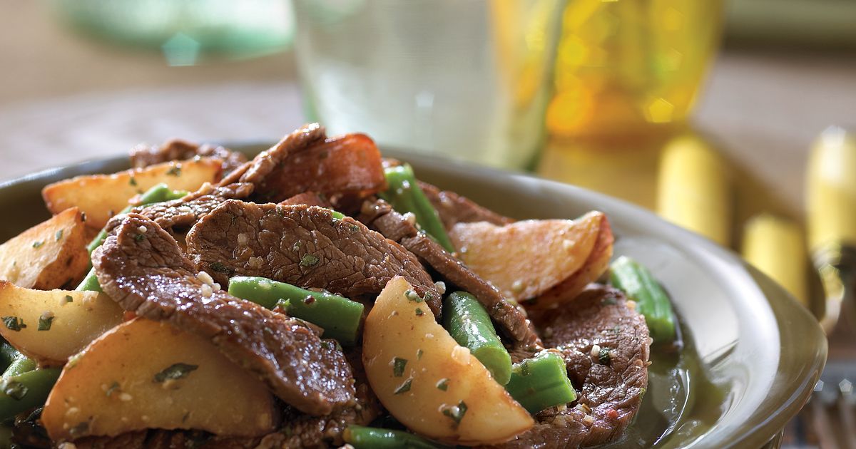 Beefy Potato Salad with Green Beans | Beef Loving Texans | Beef Loving Texans is your one-stop infor