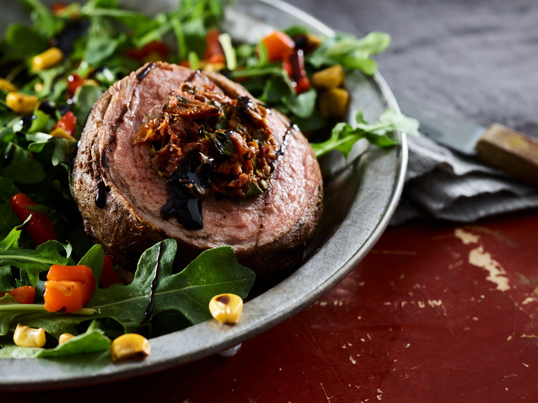 Grilled Beef Flank Pinwheels on Rocket Salad Beef Loving Texans