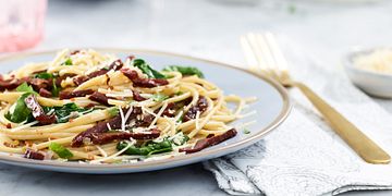 Beef Jerky and Spinach Pasta