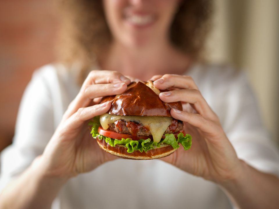 Zesty BBQ Cheeseburger