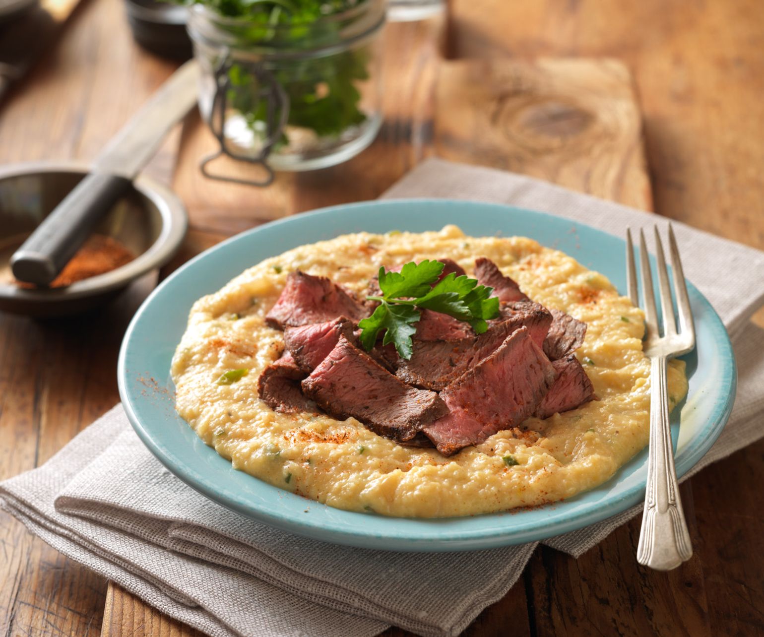Cajun-Style Steak and Grits