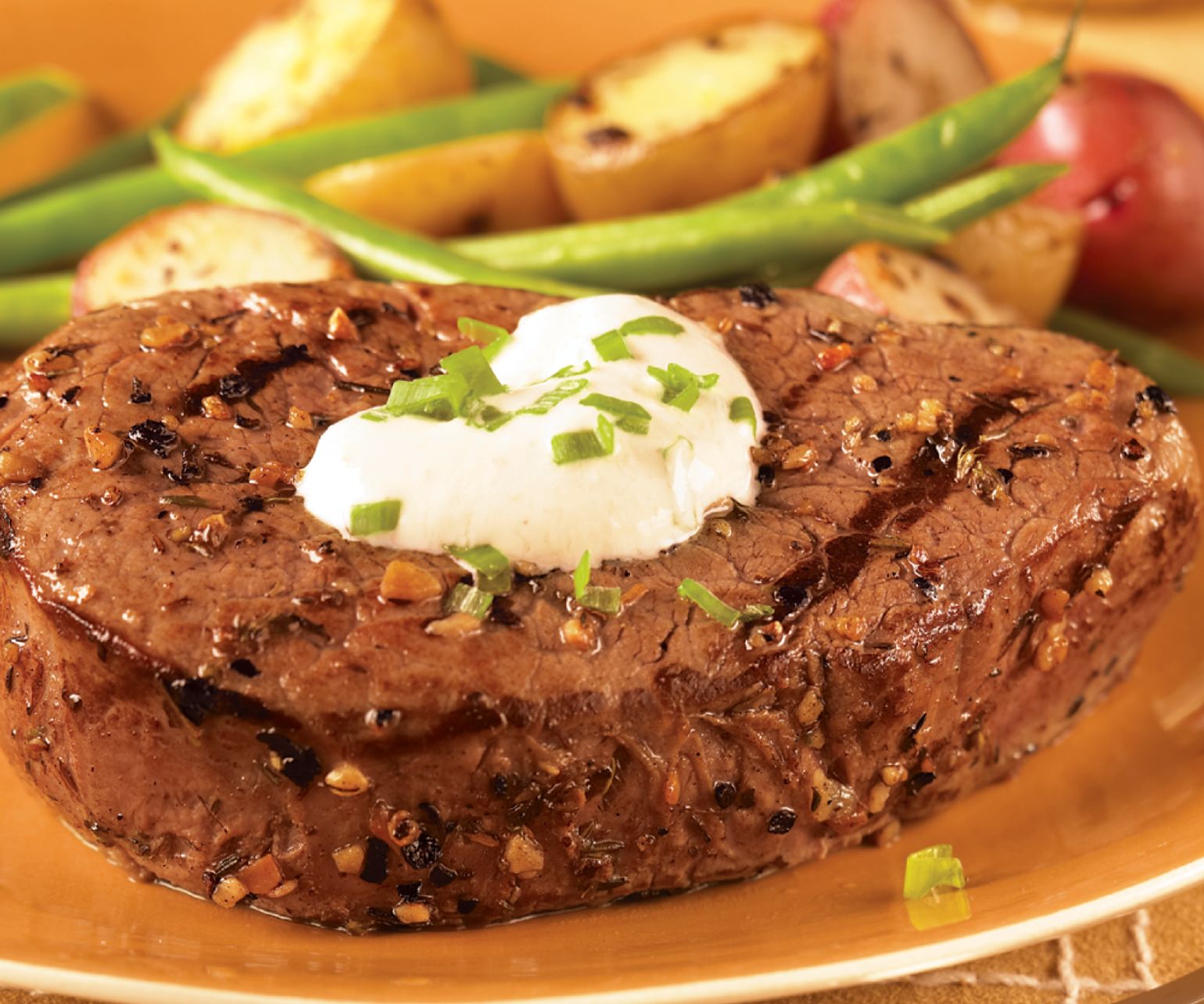 Tenderloin Steaks with Horseradish Cream