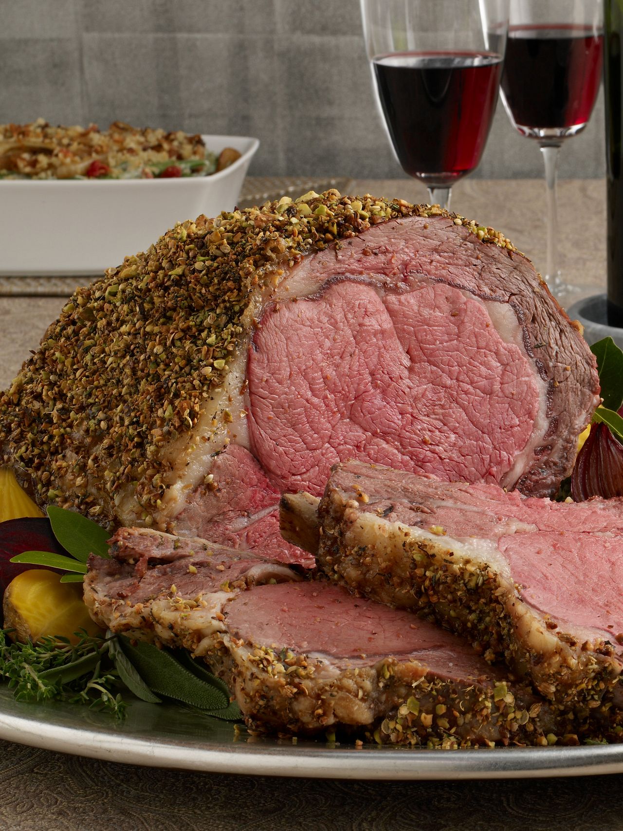 https://embed.widencdn.net/img/beef/sq28mlts3c/1280px/pistachio-crusted-ribeye-roast-with-holiday-wine-sauce-vertical.tif?keep=c&u=nvwl20