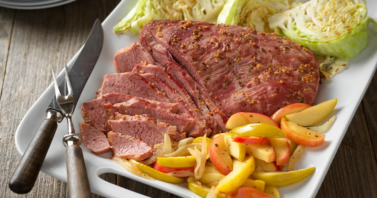 Corned Beef with Apple-Onion Saute | Beef Loving Texans | Beef Loving Texans is your one-stop inform