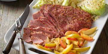 Corned Beef with Apple-Onion Saute