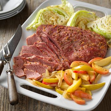 Corned Beef with Apple-Onion Saute