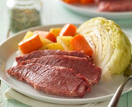 Classic Corned Beef with Cabbage & Potatoes