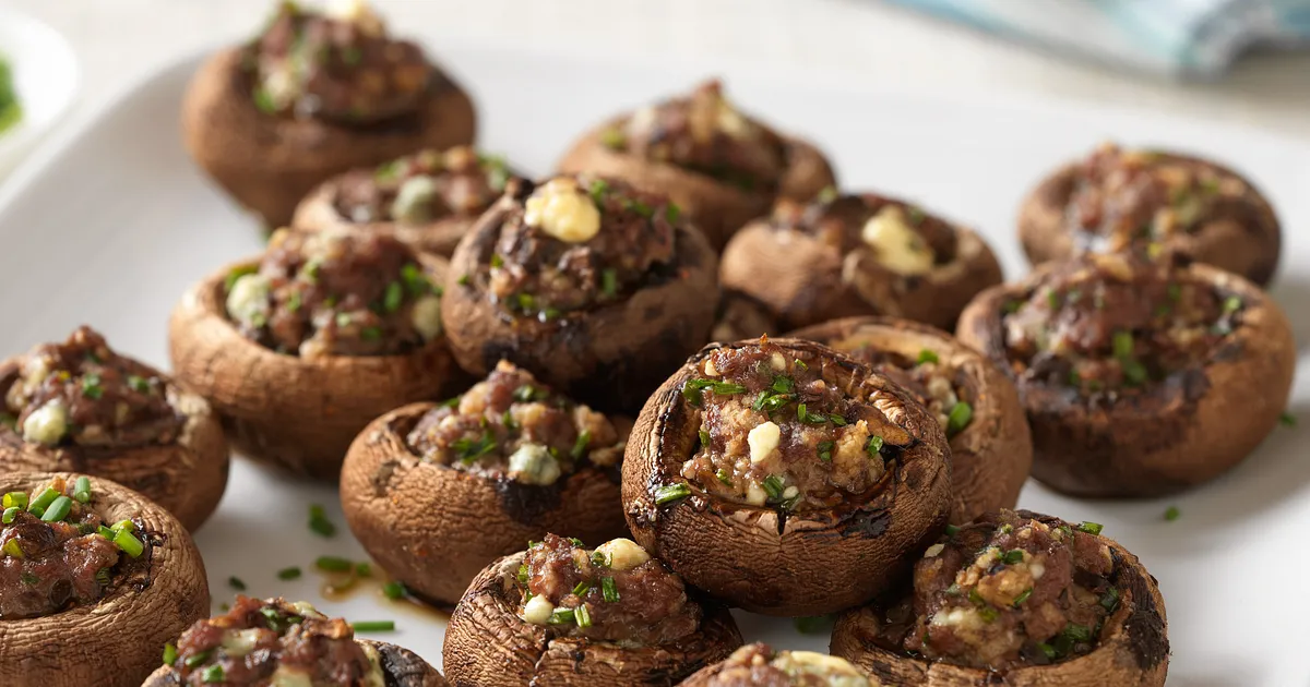 Beef and Blue Cheese-Stuffed Mushrooms | Beef Loving Texans | Beef Loving Texans is your one-stop in