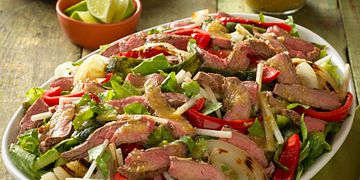 Beef Fajita Salad with Salsa Verde