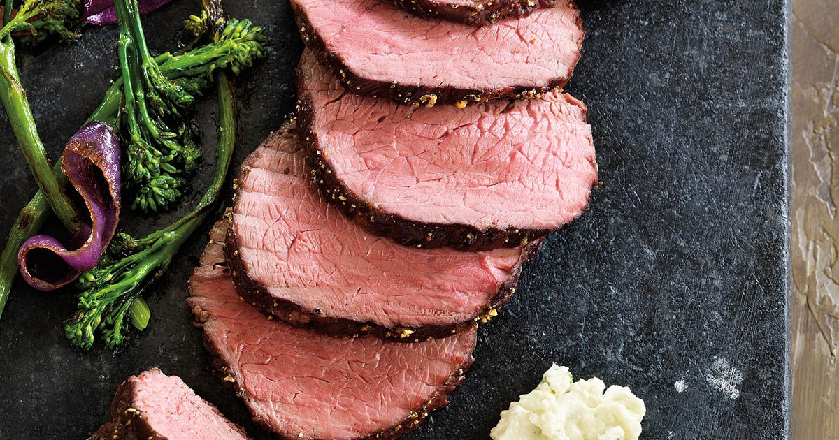 Peppered Top Sirloin Roast with Sautéed Broccolini | Beef Loving Texans | Beef Loving Texans is your