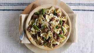 Beef &amp; Asparagus Pasta Toss Horizontal