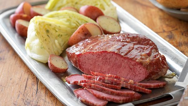 homestyle-corned-beef-with-dilled-cabbage-horizontal
