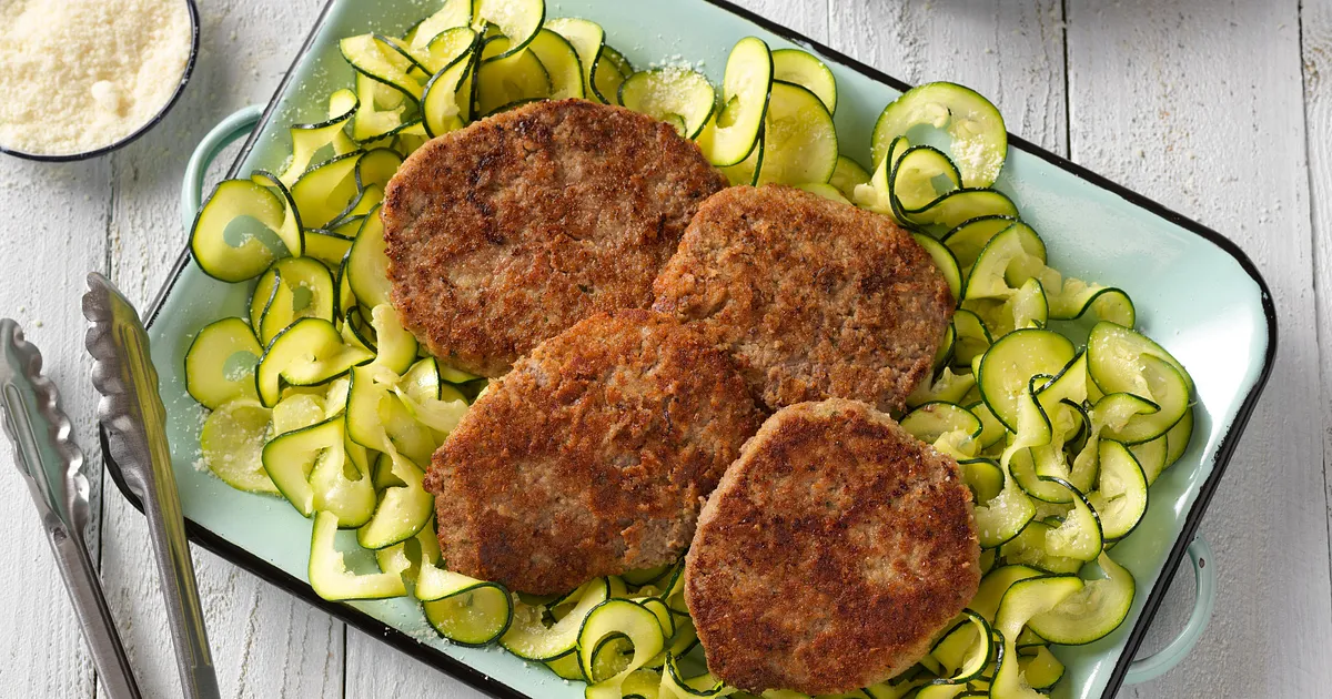 Parmesan-Crusted Cubed Steaks with Zucchini Ribbons | Beef Loving Texans | Beef Loving Texans is you