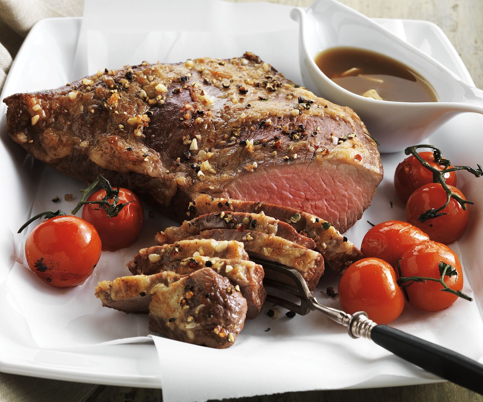 Pepper-Crusted Tri-Tip Roast with Garlic-Sherry Sauce