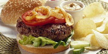 burgers-with-grilled-onions-horizontal.tif