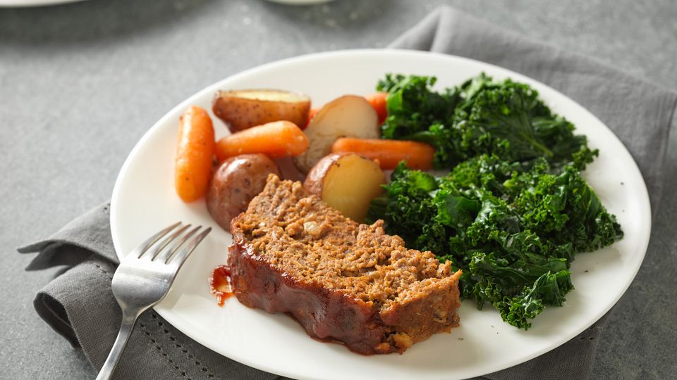 Slow Cooker Beef Meatloaf & Vegetables
