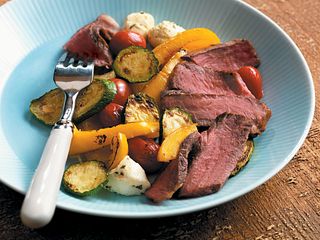 Sonoma Steaks with Vegetables Bocconicini
