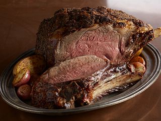 Peppery Beef Rib Roast