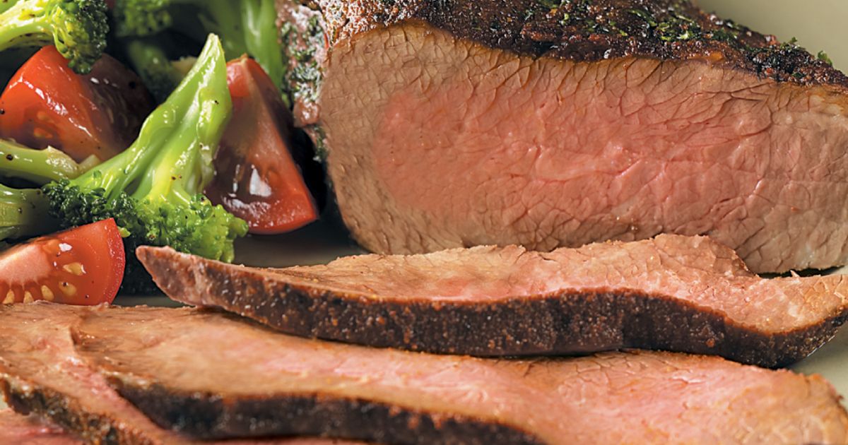 Chili-Crusted Tri-Tip Roast | Beef Loving Texans | Beef Loving Texans is your one-stop information c