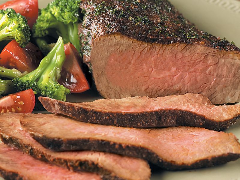 Chili-Crusted Tri-Tip Roast