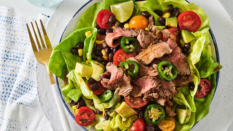 Spicy Beef Chipotle Salad