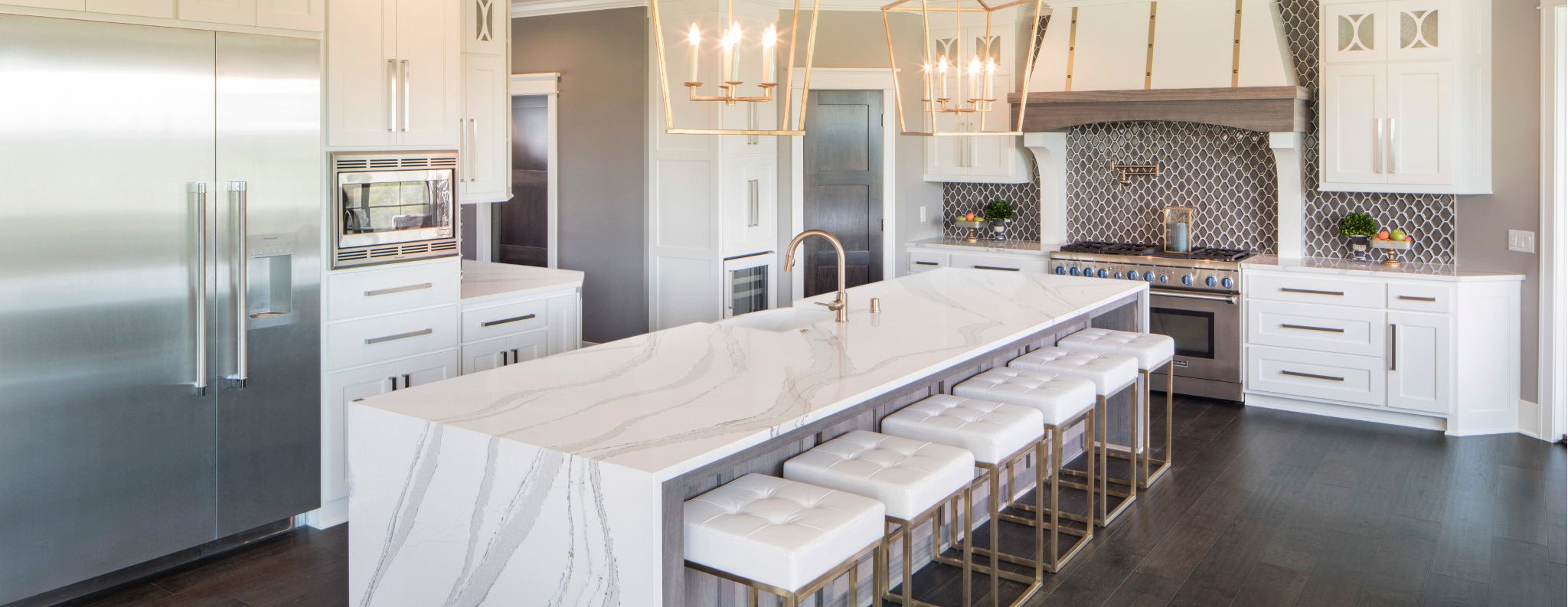 Cambria-quartz-countertops-vs-marble-Brittanicca-kitchen