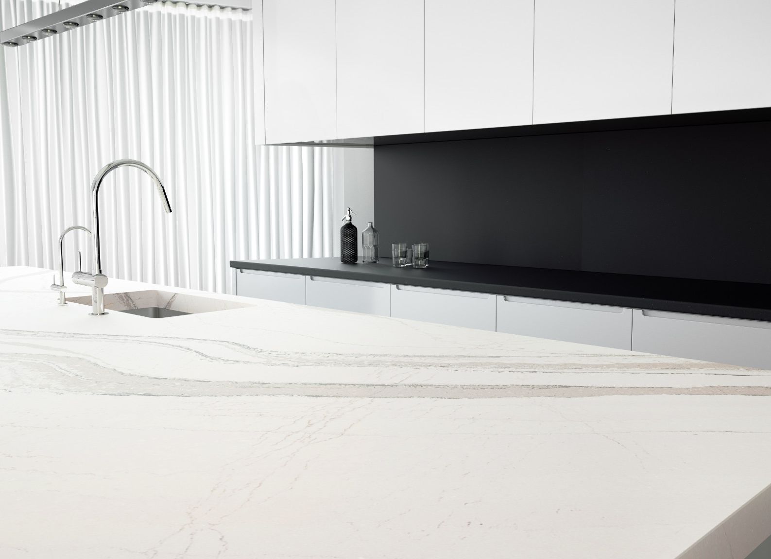 cambria-brittanicca--matte-quartz-countertop-kitchen