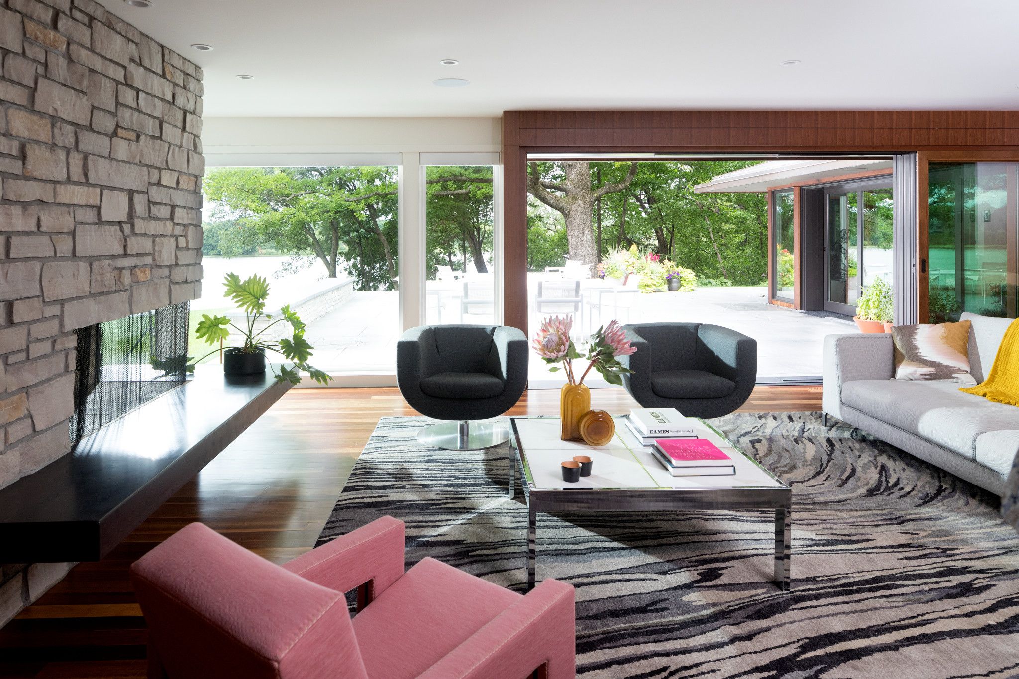 Editor’s Take: Mid-century Modern Mid-century Modern Living Room