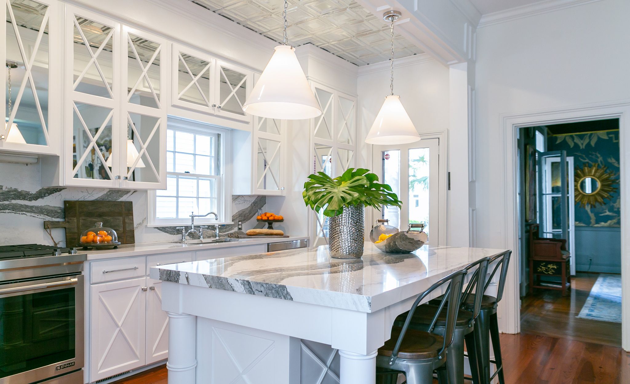 Jewel box style kitchen with Cambria Skara Brae countertops.