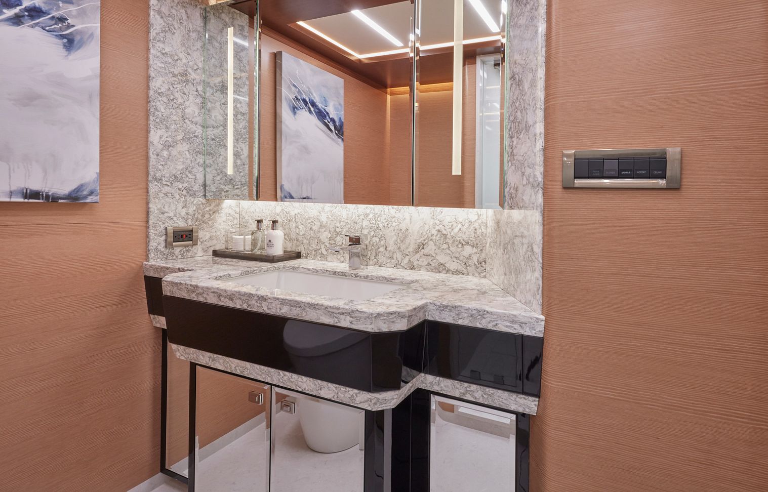 Berwyn Cambria-Quartz Slab Hawaii Stone Imports