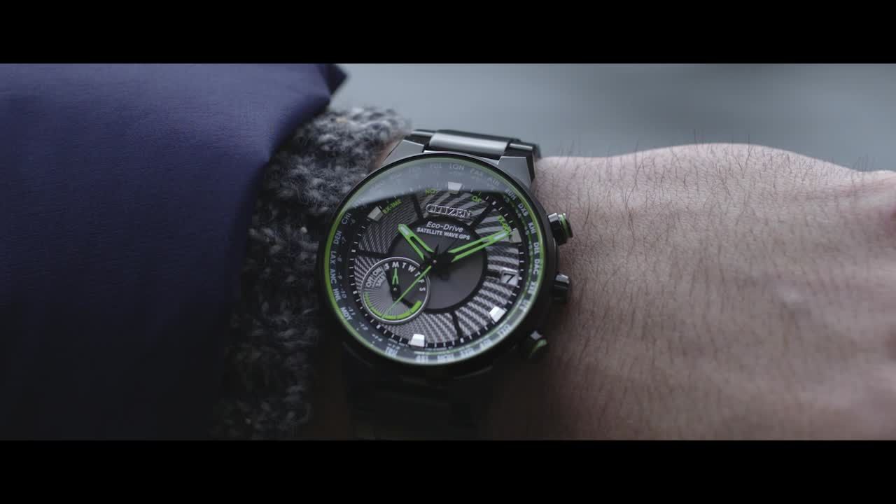 satellite wave gps watch